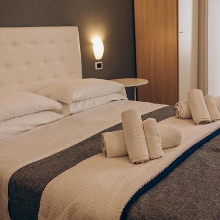 Bed And Breakfast Nonna Maria Tarente Buitenkant foto