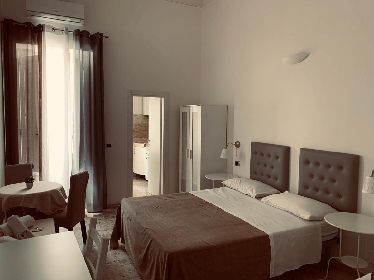 Bed And Breakfast Nonna Maria Tarente Buitenkant foto