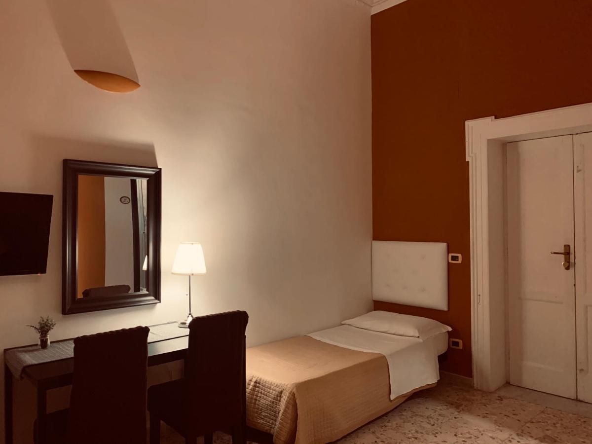 Bed And Breakfast Nonna Maria Tarente Buitenkant foto