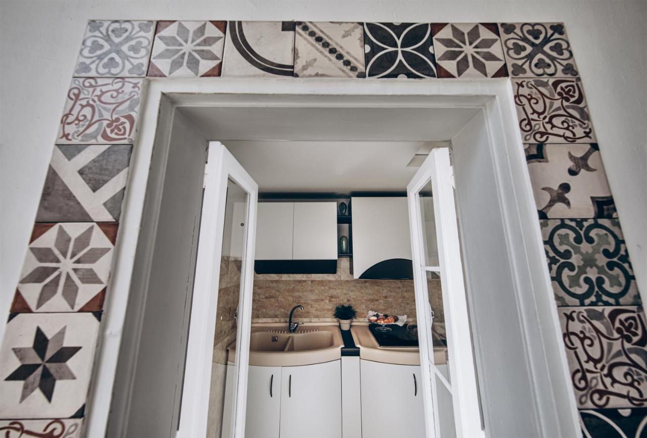 Bed And Breakfast Nonna Maria Tarente Buitenkant foto