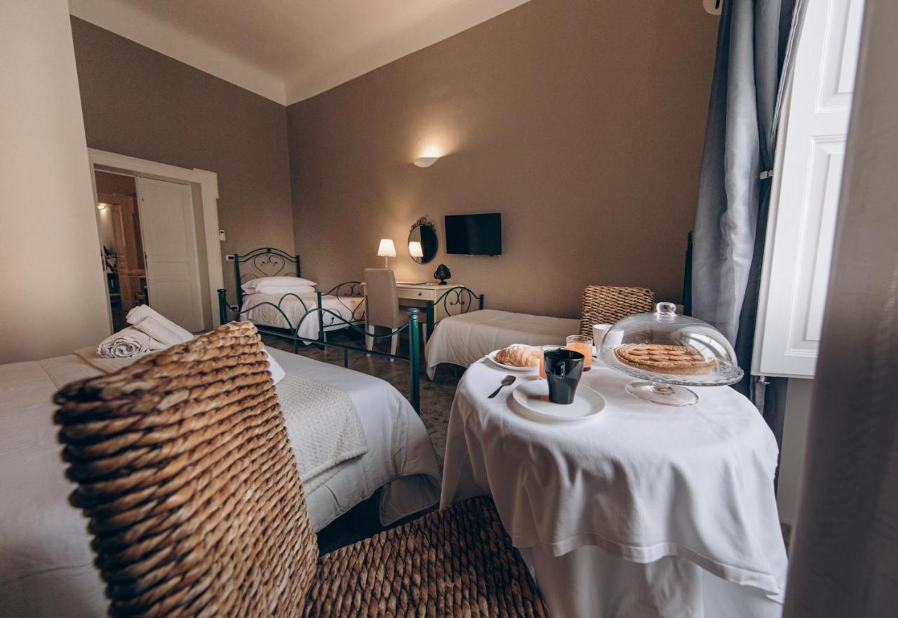 Bed And Breakfast Nonna Maria Tarente Buitenkant foto