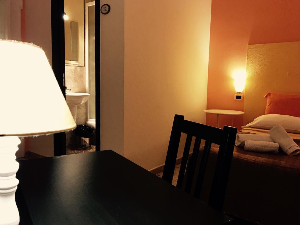 Bed And Breakfast Nonna Maria Tarente Buitenkant foto
