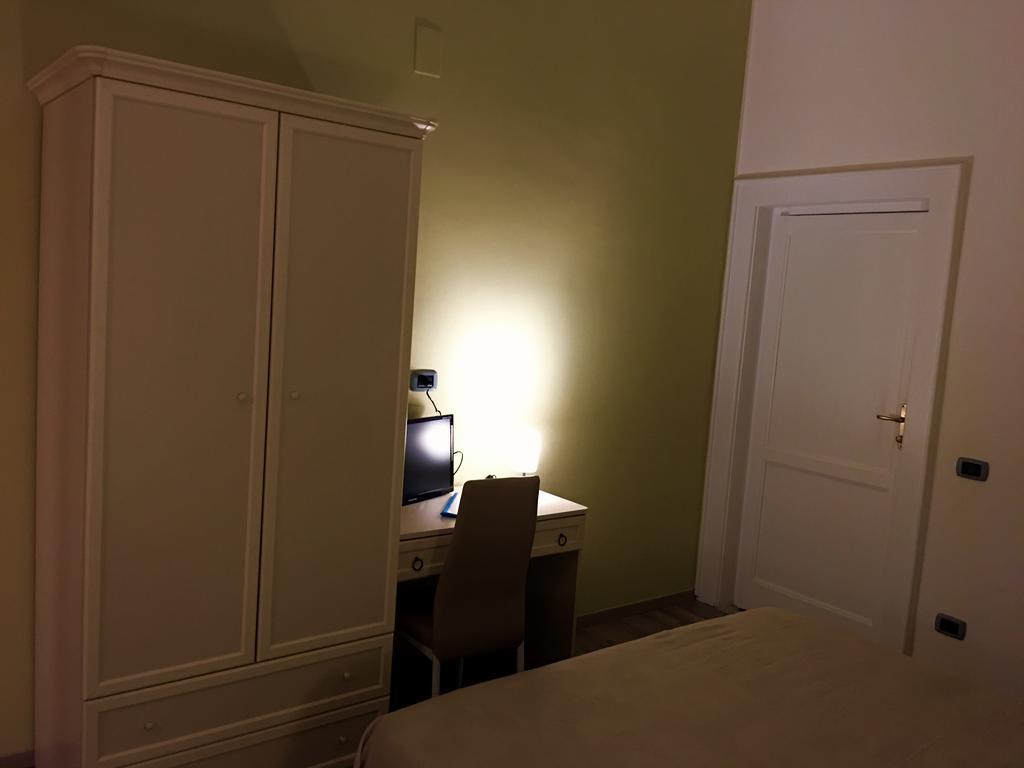 Bed And Breakfast Nonna Maria Tarente Buitenkant foto