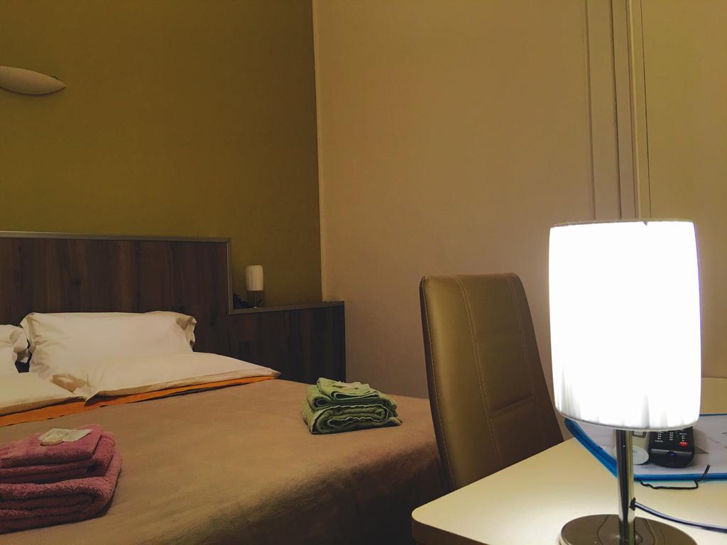 Bed And Breakfast Nonna Maria Tarente Buitenkant foto